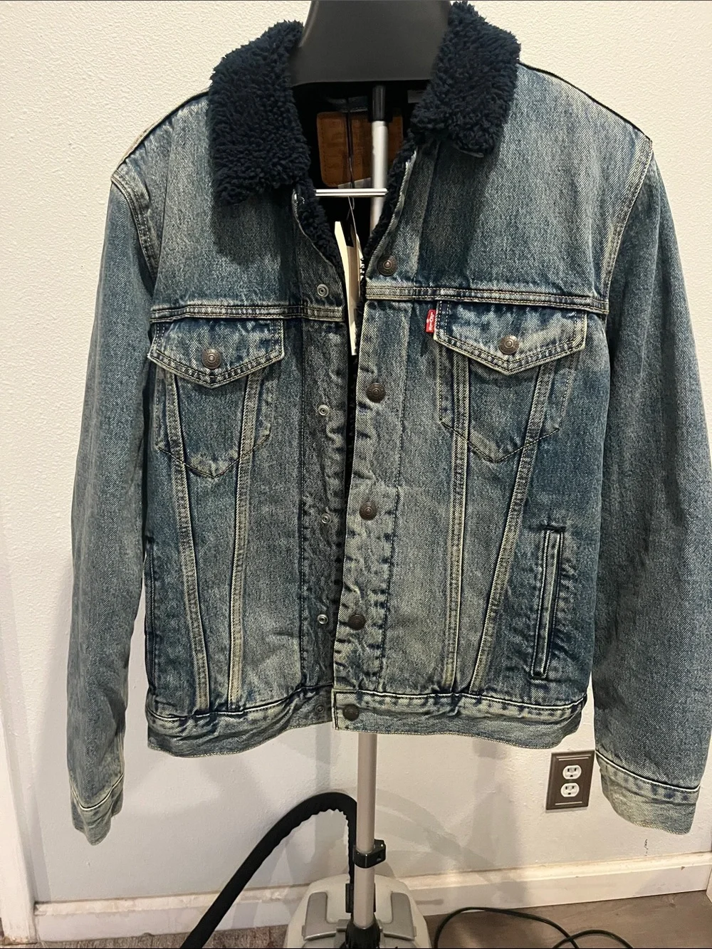 Levi's Light Blue Denim Jacket with Black Sherpa Lining